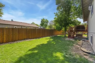 2637 Flintridge Pl, Fort Collins, CO 80521 - Photo 29