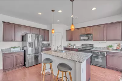 25447 E 4th Ave, Aurora, CO 80018 - Photo 7