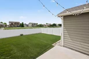 2672 Emerald St, Loveland, CO 80537 - Photo 27