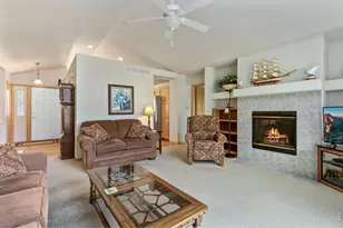 4051 Kingsley Ct, Fort Collins, CO 80525 - Photo 7