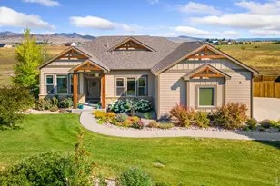 2124 Scenic Estates Dr, Fort Collins, CO 80524 - Photo 1