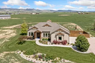 2124 Scenic Estates Dr, Fort Collins, CO 80524 - Photo 3