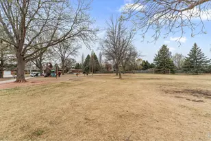 2402 N Estrella Ave, Loveland, CO 80538 - Photo 49