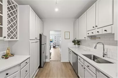 135 E 8th Ave, Denver, CO 80203 - Photo 11