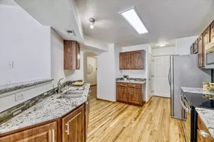 19174 E Wyoming Dr, Aurora, CO 80017 - Photo 11