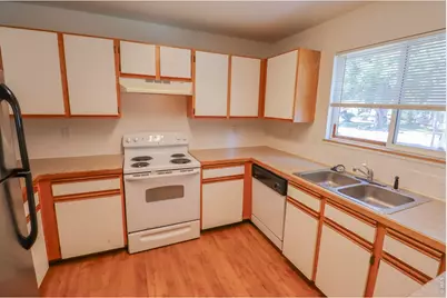 223 W Myrtle St, Fort Collins, CO 80521 - Photo 3