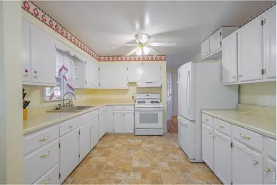 819 35th Ave, Greeley, CO 80634 - Photo 7