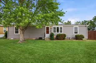 4603 Yellowstone Dr, Greeley, CO 80634 - Photo 3