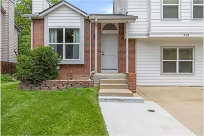 712 Cameron Ln, Longmont, CO 80504 - Photo 3