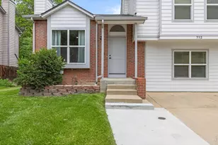 712 Cameron Ln, Longmont, CO 80504 - Photo 3