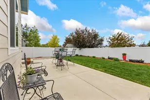 981 Antila Ave, Loveland, CO 80537 - Photo 35