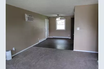 211 Gayle St, Fort Morgan, CO 80701 - Photo 3