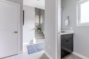 402 W Baseline Rd, Lafayette, CO 80026 - Photo 17