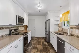 1905 W 23rd St, Loveland, CO 80538 - Photo 9
