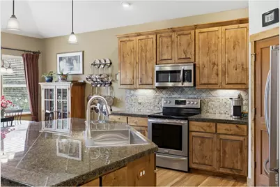 3285 Current Creek Ct, Loveland, CO 80538 - Photo 15