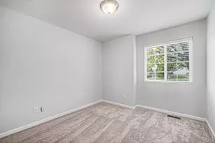 2152 E 11th St, Loveland, CO 80537 - Photo 15
