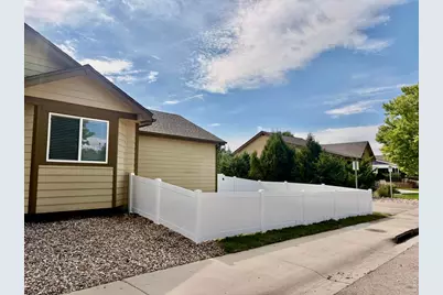 2152 E 11th St, Loveland, CO 80537 - Photo 3