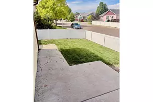 2152 E 11th St, Loveland, CO 80537 - Photo 21