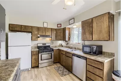 417 Clover Ln, Fort Collins, CO 80521 - Photo 9