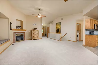 2517 Falcon Dr, Longmont, CO 80503 - Photo 9