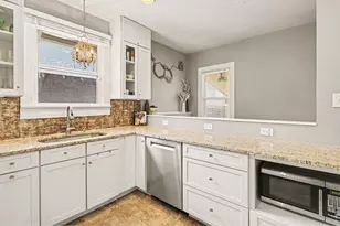 3411 N Vine St, Denver, CO 80205 - Photo 11