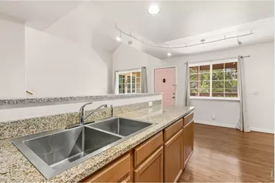 1225 W Prospect Rd #W103, Fort Collins, CO 80526 - Photo 19