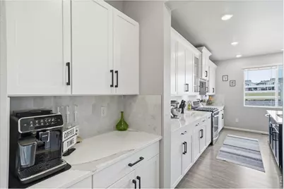1834 S De Gaulle Ct, Aurora, CO 80018 - Photo 11