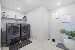 1834 S De Gaulle Ct, Aurora, CO 80018 - Photo 41