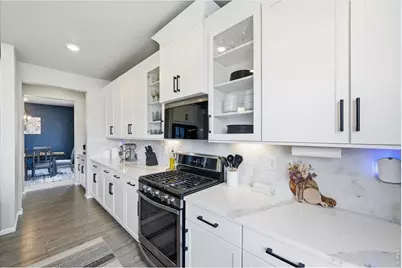 1834 S De Gaulle Ct, Aurora, CO 80018 - Photo 11