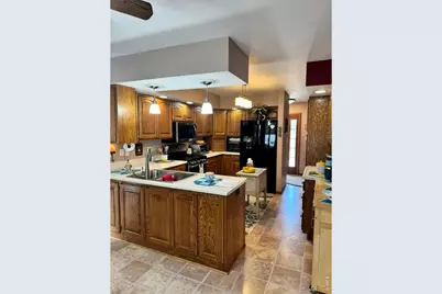 330 W Grant St, Haxtun, CO 80731 - Photo 9