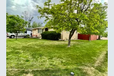 401 30th Avenue Ct, Greeley, CO 80634 - Photo 3