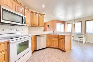 837 51st Ave, Greeley, CO 80634 - Photo 5