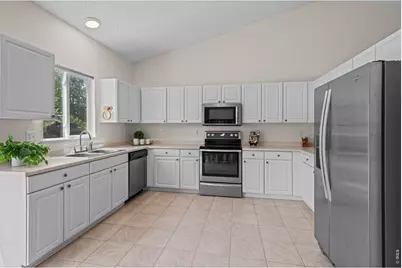 1461 Clover Creek Dr, Longmont, CO 80503 - Photo 9