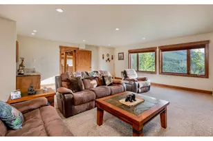1471 Jungfrau Trl, Estes Park, CO 80517 - Photo 33