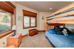 1471 Jungfrau Trl, Estes Park, CO 80517 - Photo 25
