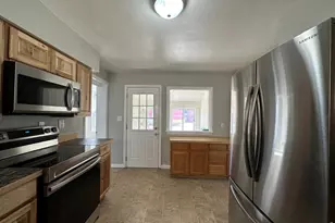 446 E 4th St, Loveland, CO 80537 - Photo 11