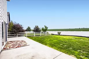 2402 Thoreau Dr, Fort Collins, CO 80524 - Photo 25