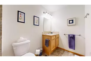 479 E 27th St, Loveland, CO 80538 - Photo 27