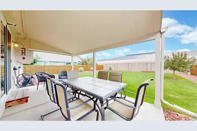479 E 27th St, Loveland, CO 80538 - Photo 7