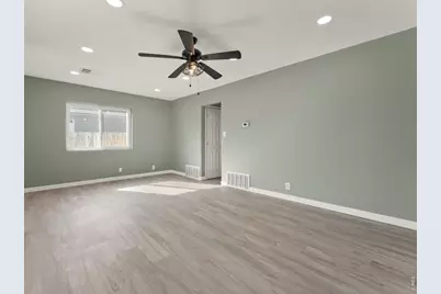 675 Knox Ct, Denver, CO 80204 - Photo 3