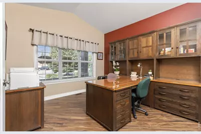 1224 Whitehall Dr, Longmont, CO 80504 - Photo 7