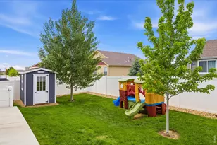 715 Mt Evans Ave, Severance, CO 80550 - Photo 25