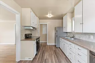 1716 12th St, Greeley, CO 80631 - Photo 9