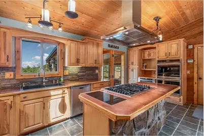 9201 Four Wheel Dr, Loveland, CO 80537 - Photo 13