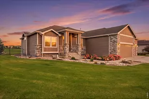 5967 Bay Meadows Dr, Windsor, CO 80550 - Photo 5