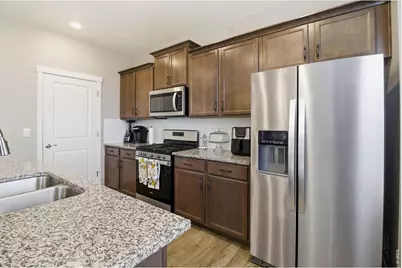 6120 B St, Greeley, CO 80634 - Photo 25