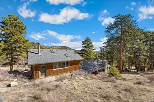 2340 Eagle Clf Rd, Estes Park, CO 80517 - Photo 3