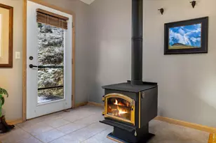 2340 Eagle Clf Rd, Estes Park, CO 80517 - Photo 33