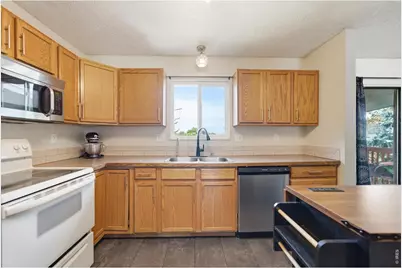 727 41st Avenue Ct, Greeley, CO 80634 - Photo 11