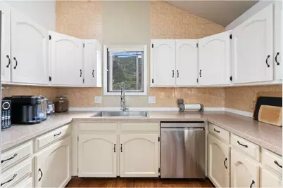 4916 Overhill Dr, Fort Collins, CO 80526 - Photo 7